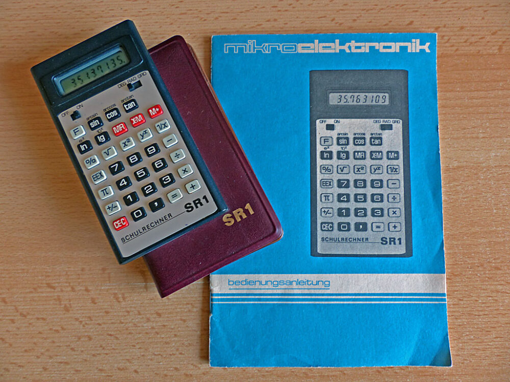 Schulrechner SR1 und Anleitung